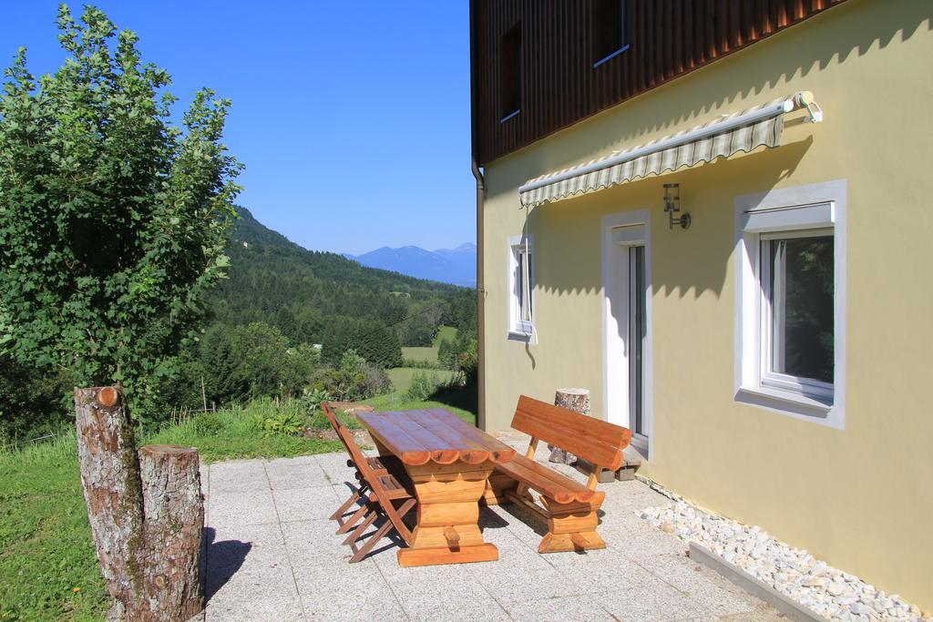 Samonigghof Apartment Latschach ober dem Faakersee Exterior photo